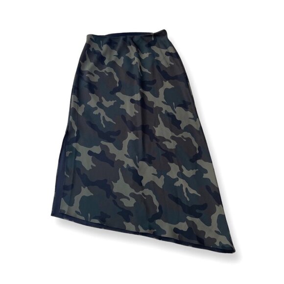 Alice + Olivia camouflage asymmetric midi skirt size 12
